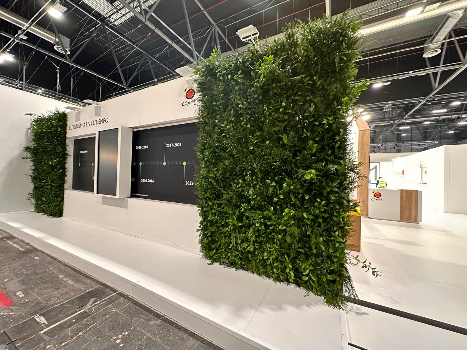 Proyecto TURESPAÑA 2025 montaje stands snakewood